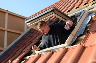 Pose de fenêtres de toit Velux à Béhagnies